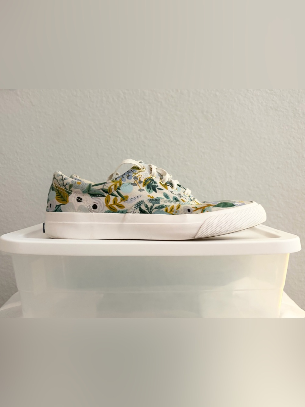 EUC Keds x Rifle Paper Co. Anchor Sneakers in Garden Party Grey - Picture 3 of 10